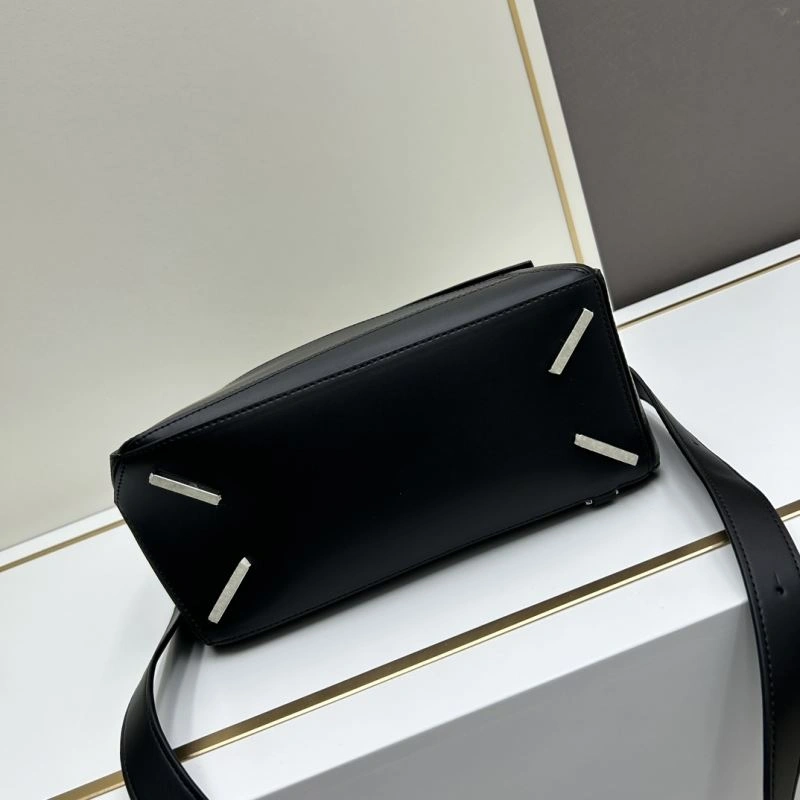 GoAnywhere Loewe Puzzle Bags 83699