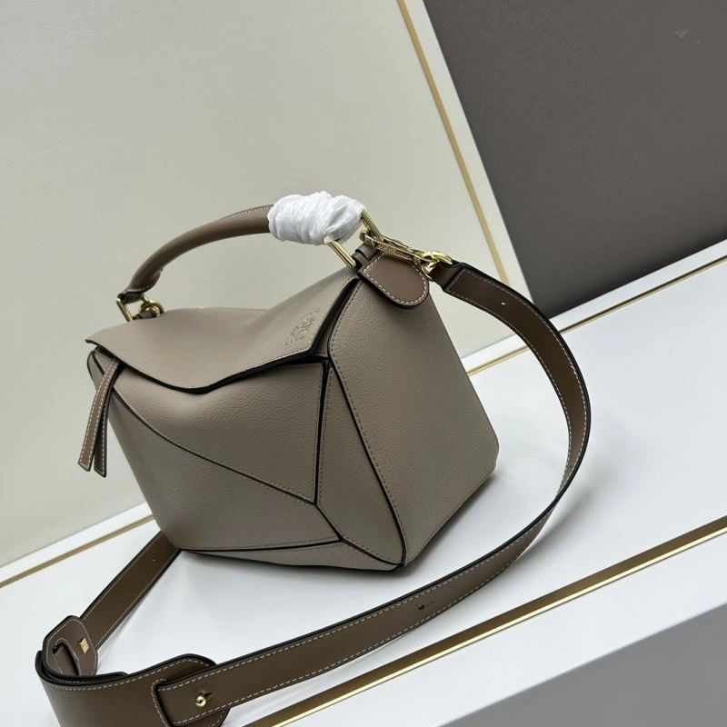 Bold Loewe Puzzle Bags 83649