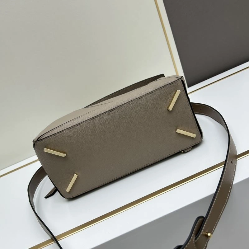 Bold Loewe Puzzle Bags 83649