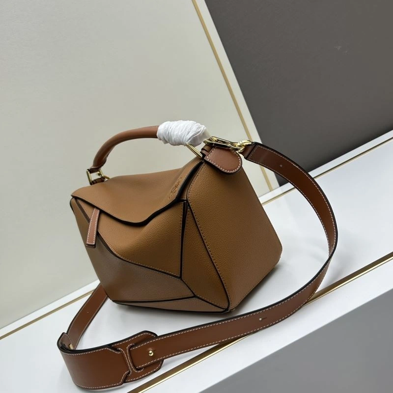 Lightweight Loewe Puzzle Bags 83642