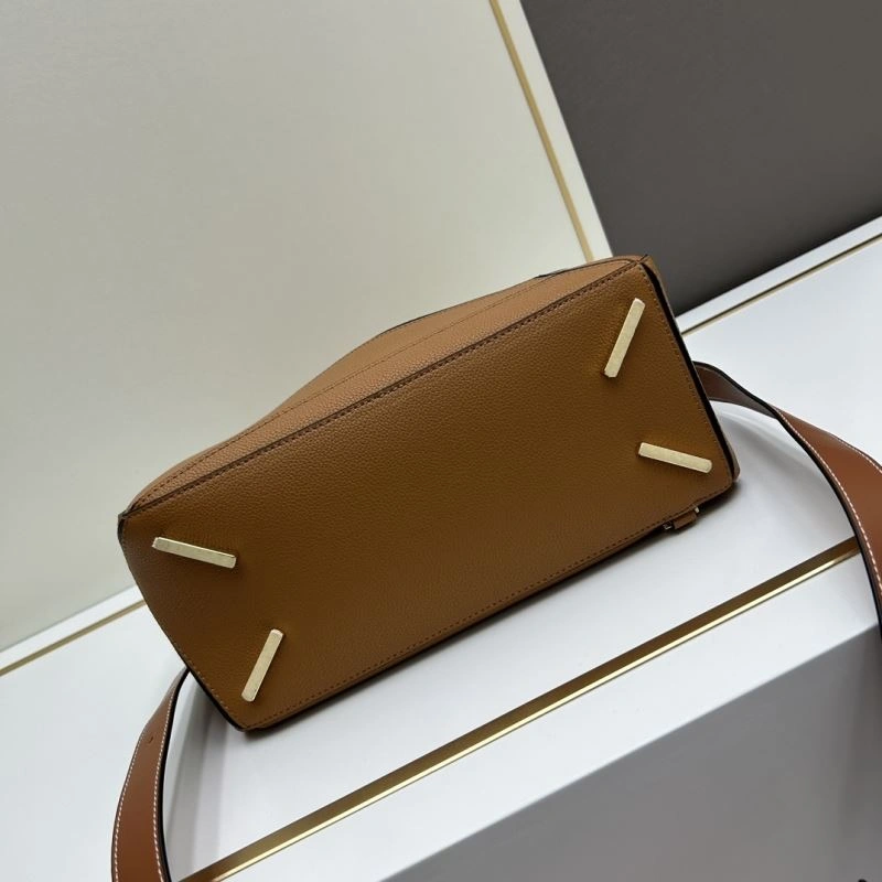 Lightweight Loewe Puzzle Bags 83642
