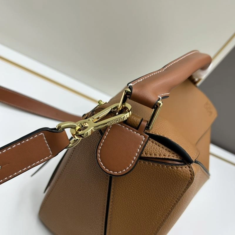 Lightweight Loewe Puzzle Bags 83642