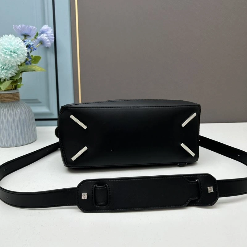 Loewe Puzzle Bags EyeCatching 83647