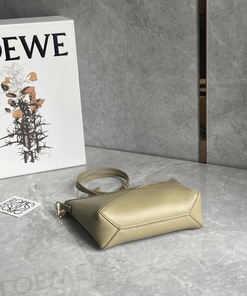 WeatherProof Loewe Puzzle Bags 58443