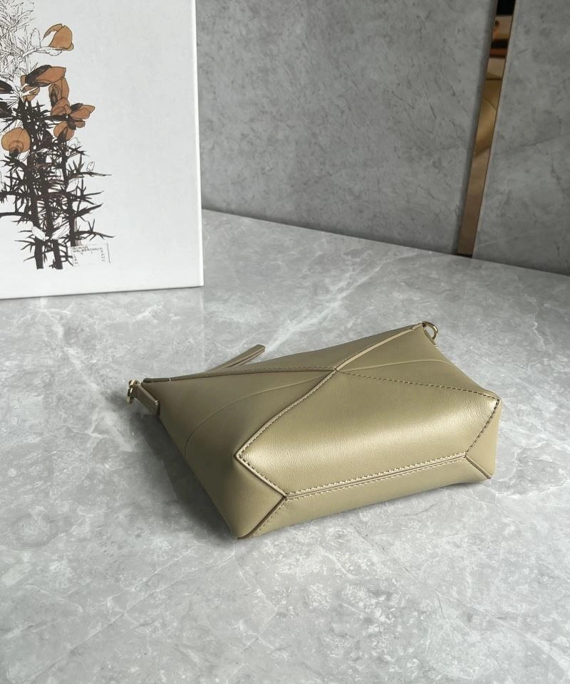 WeatherProof Loewe Puzzle Bags 58443