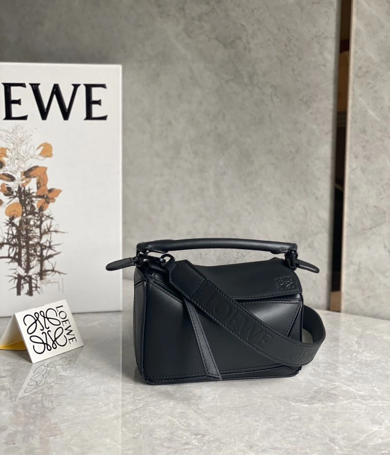 Loewe Puzzle Bags Timeless 58435