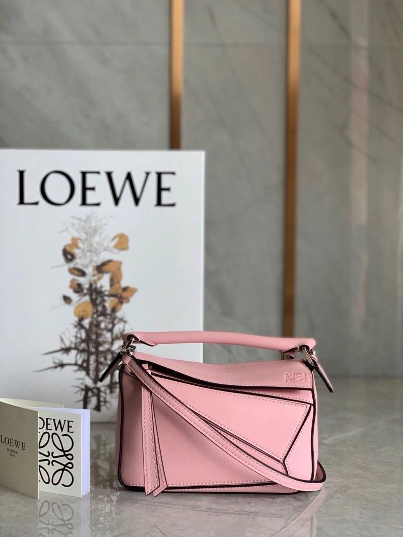 Fashionable Loewe Puzzle Bags 58424
