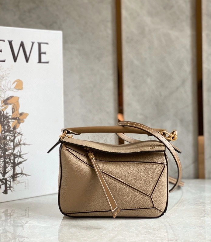 TimelessDesign Loewe Puzzle Bags 58416