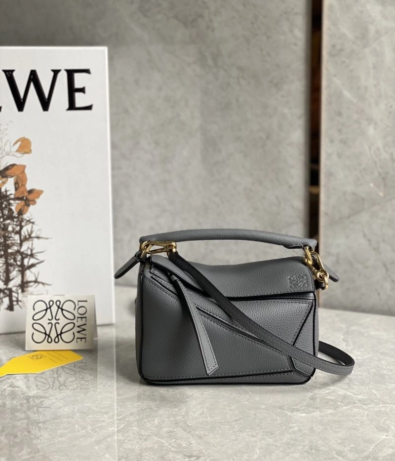 Loewe Puzzle Bags Resilient 58417