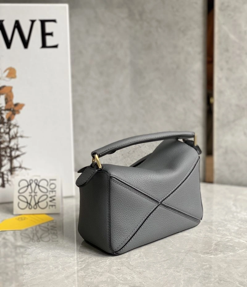 Loewe Puzzle Bags Resilient 58417