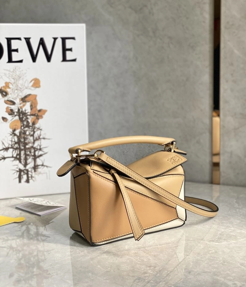 Contemporary Loewe Puzzle Bags 58408