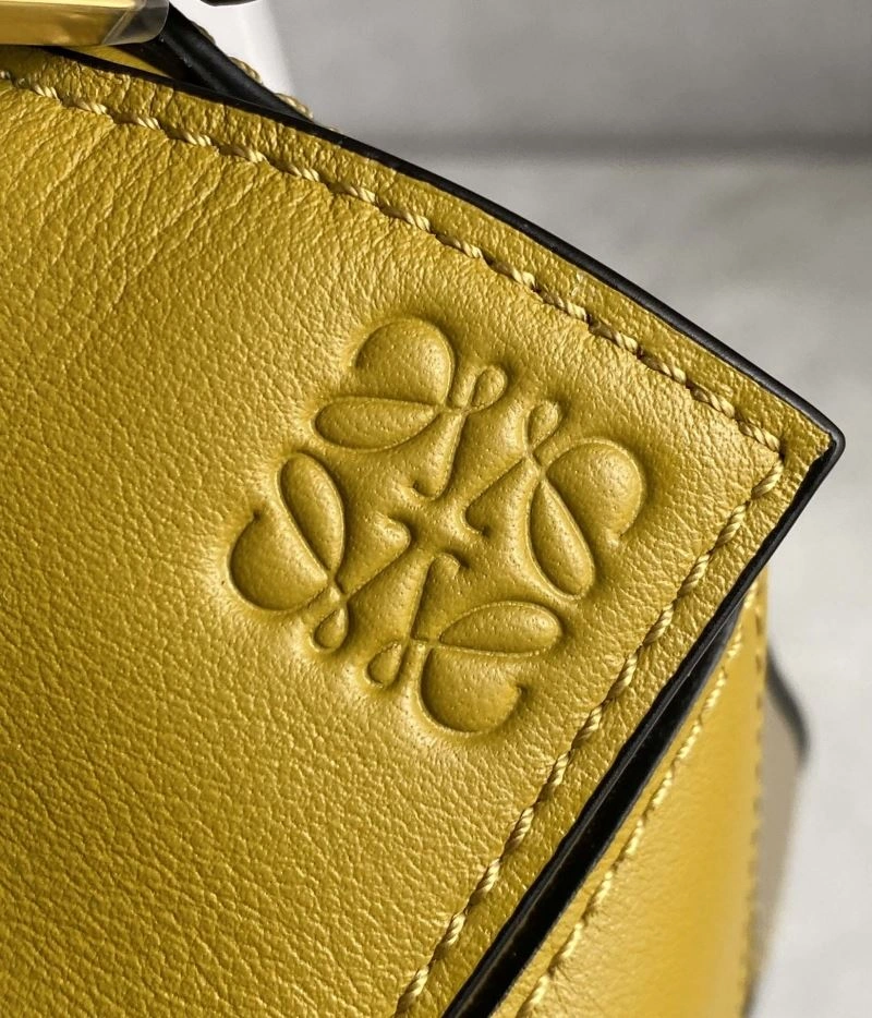 Versatile Loewe Puzzle Bags 58396