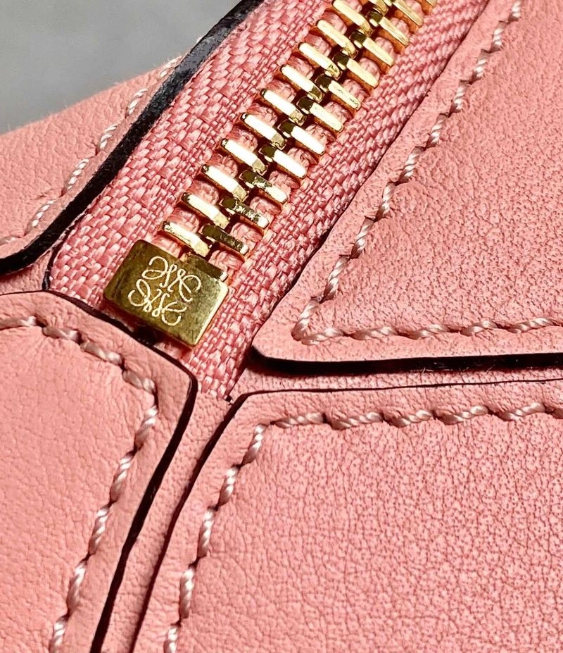 WellDesigned Loewe Puzzle Bags 58386