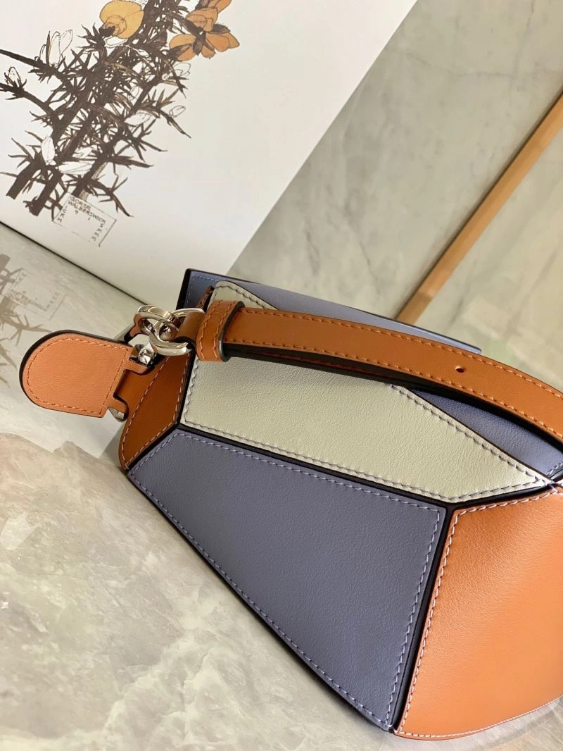 Vibrant Loewe Puzzle Bags 58387