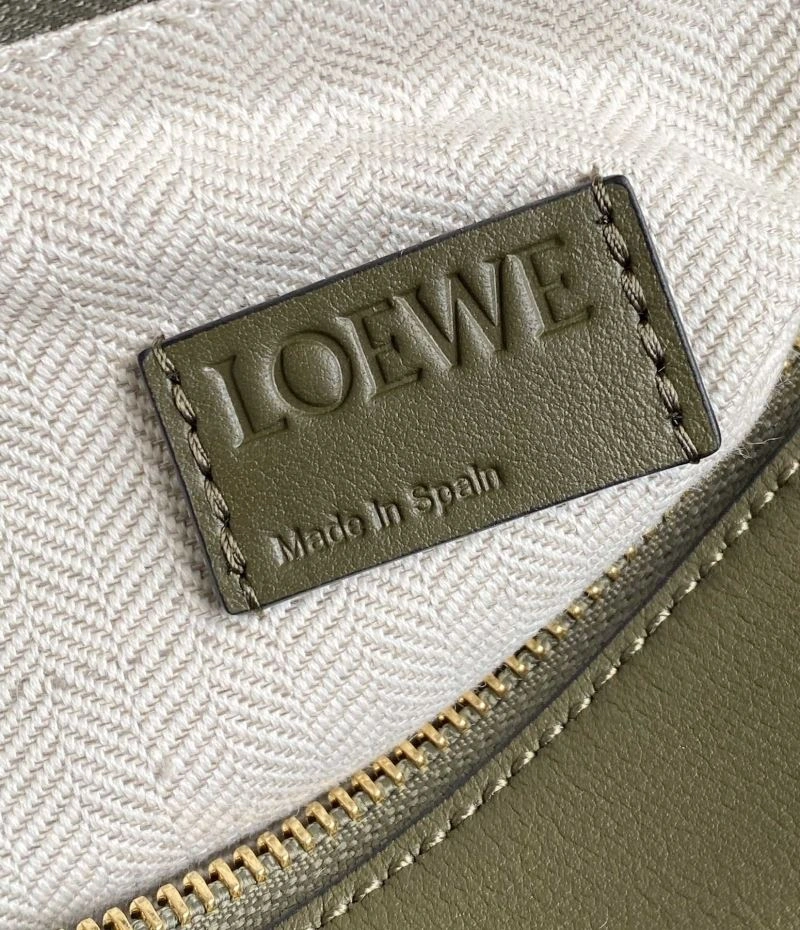 Effortless Loewe Puzzle Bags 58382