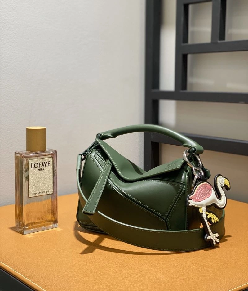 Tailored Loewe Puzzle Bags 58371