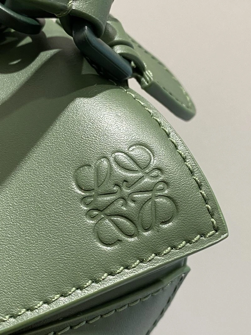 Tailored Loewe Puzzle Bags 58371