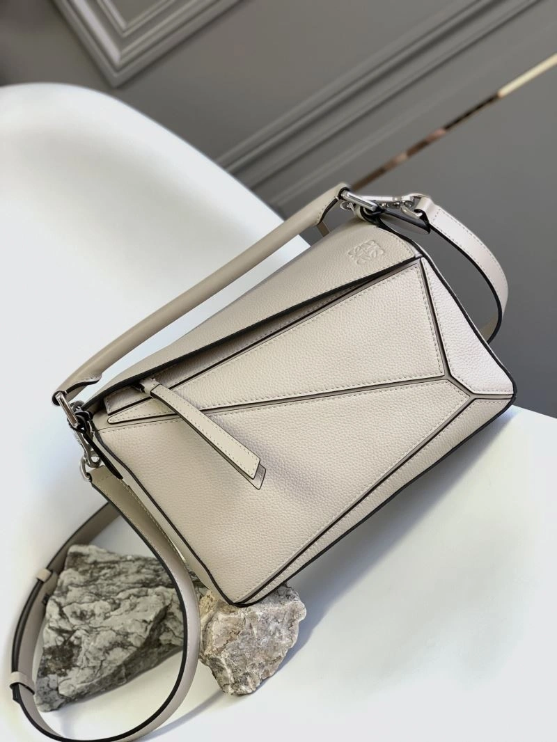 Durable Loewe Puzzle Bags 77384
