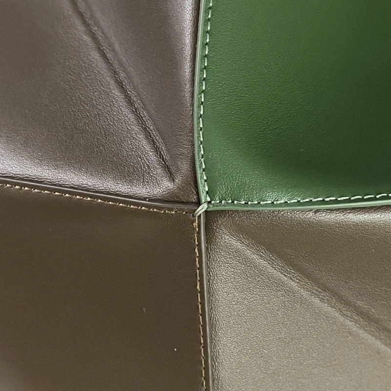 Loewe Puzzle Bags SoftTouch 77383