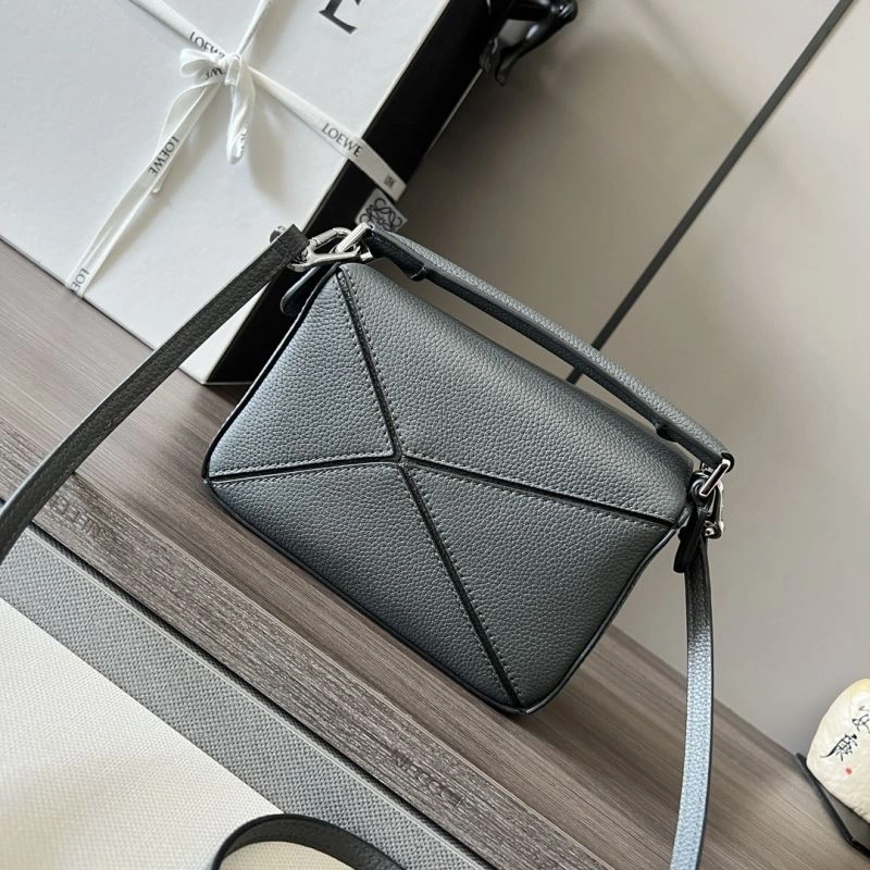 Loewe Puzzle Bags Chic 77379