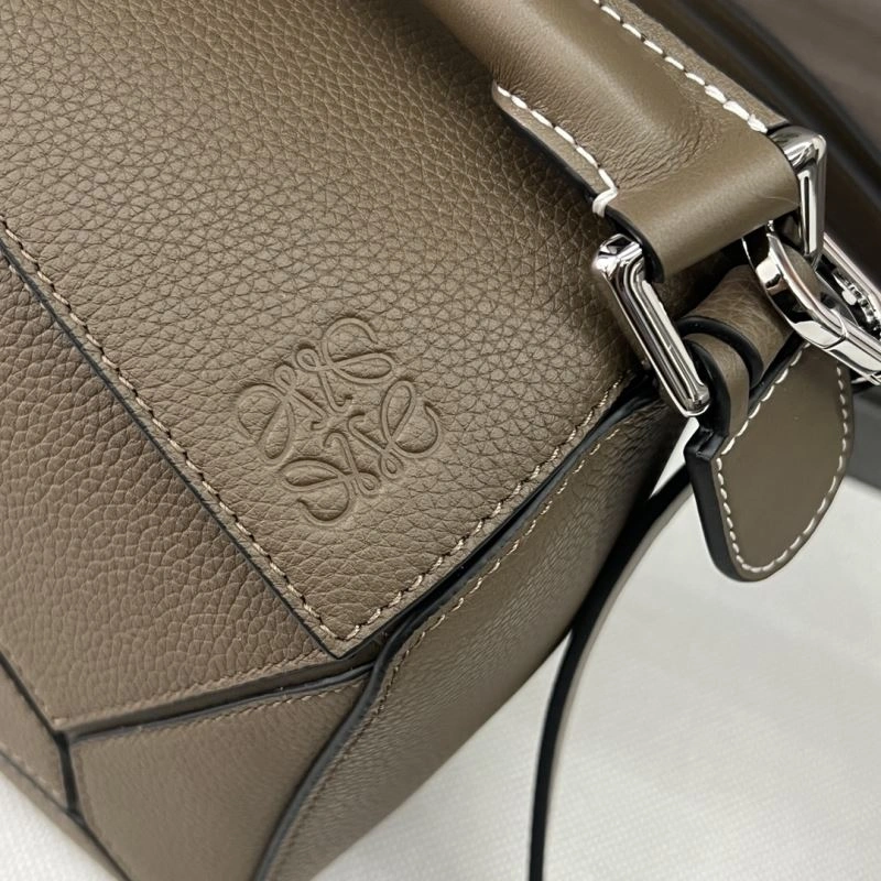 Snug Loewe Puzzle Bags 77373
