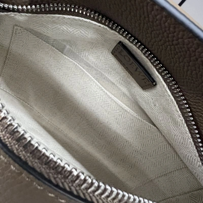 Snug Loewe Puzzle Bags 77373
