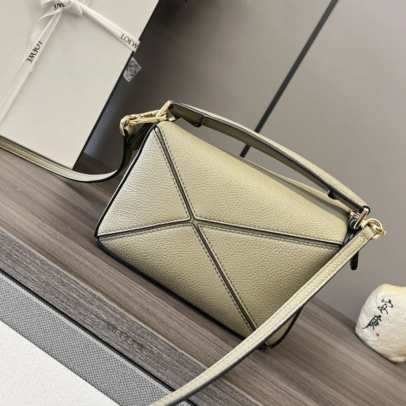 Trendy Loewe Puzzle Bags 77375