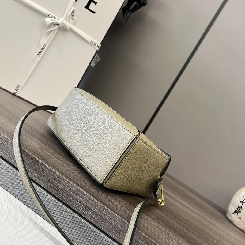 Trendy Loewe Puzzle Bags 77375
