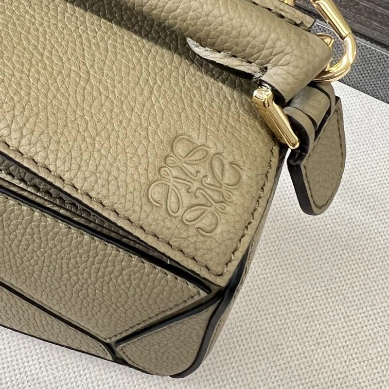 Trendy Loewe Puzzle Bags 77375