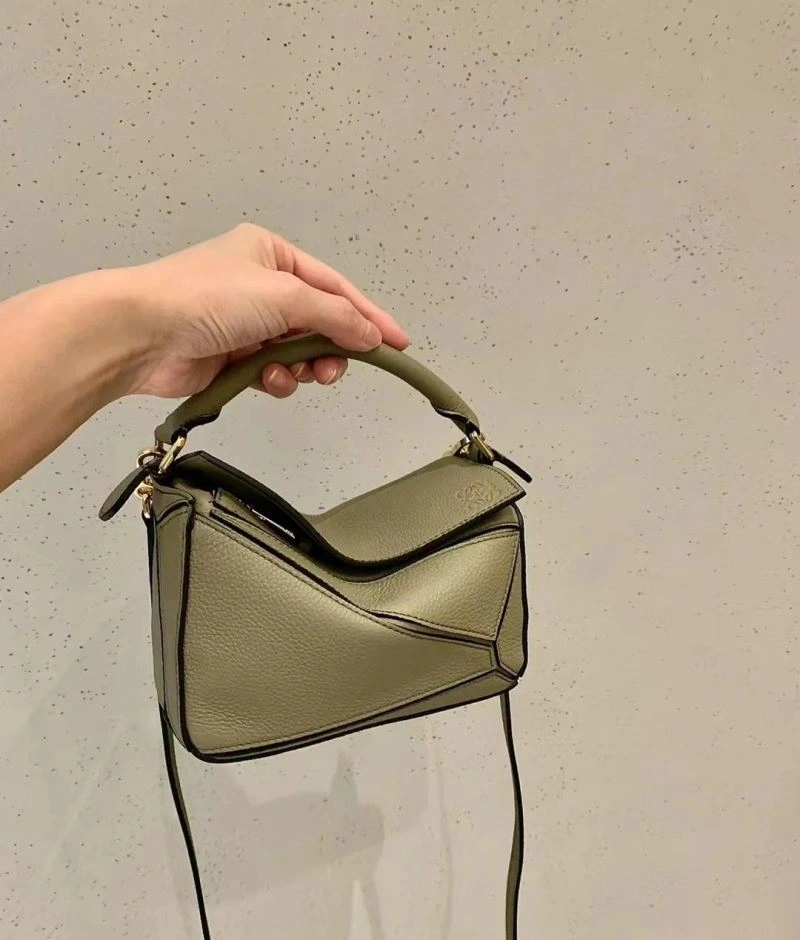 Trendy Loewe Puzzle Bags 77375