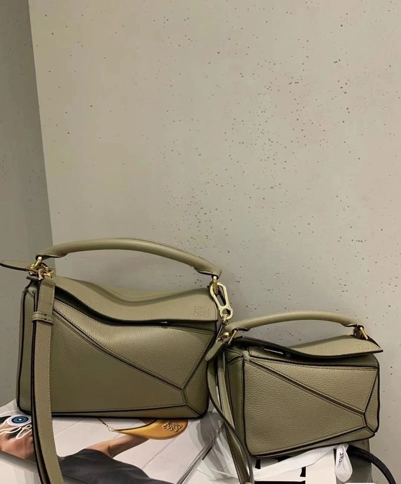 Trendy Loewe Puzzle Bags 77375
