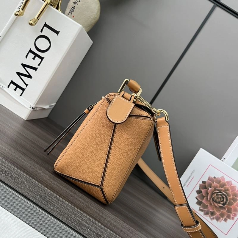Loewe Puzzle Bags Breathable 77390