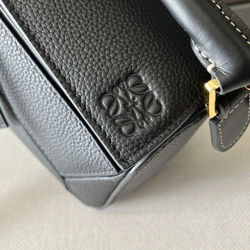 Effortless Loewe Puzzle Bags 77357