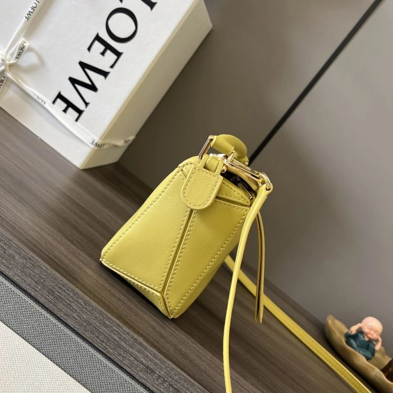 SmoothTexture Loewe Puzzle Bags 77356