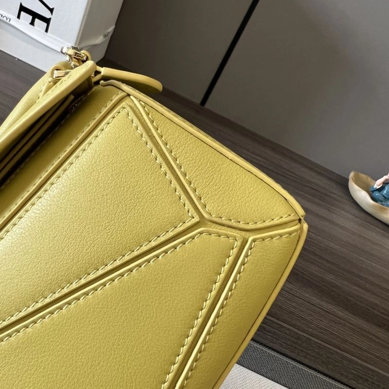 SmoothTexture Loewe Puzzle Bags 77356