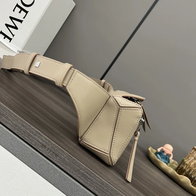 Contemporary Loewe Puzzle Bags 77338