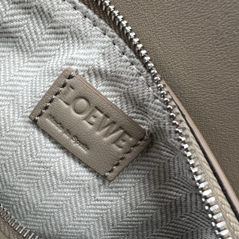 Contemporary Loewe Puzzle Bags 77338