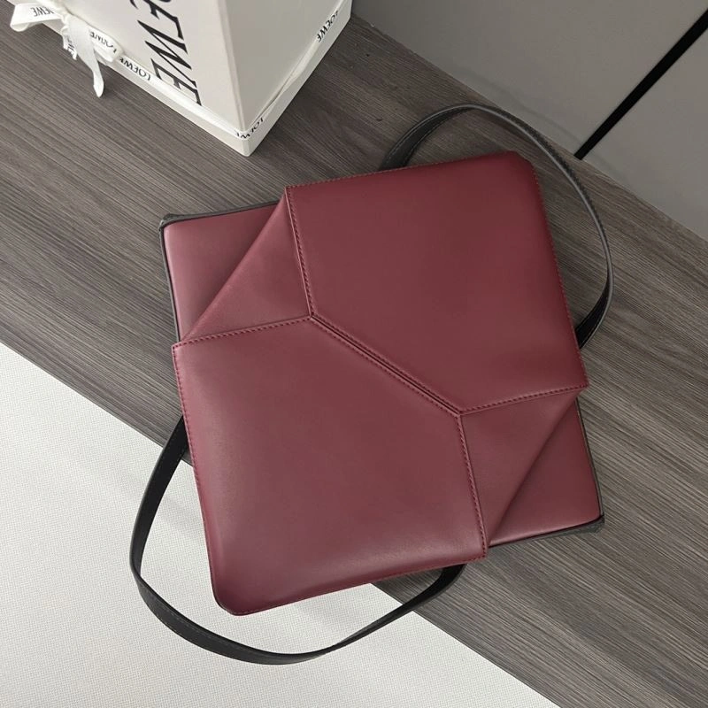 UrbanChic Loewe Puzzle Bags 77345
