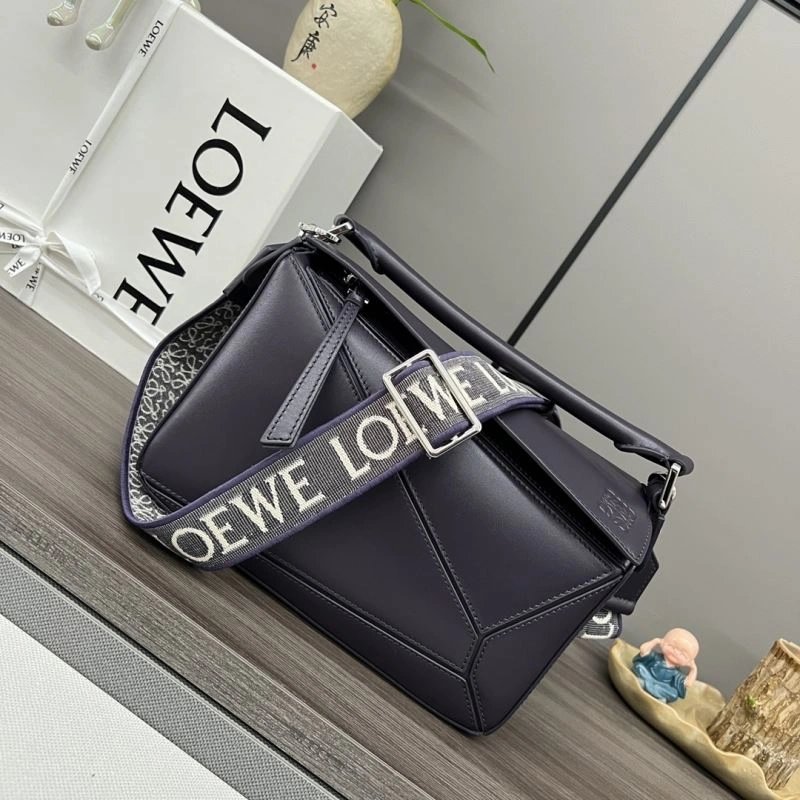 Resilient Loewe Puzzle Bags 73333