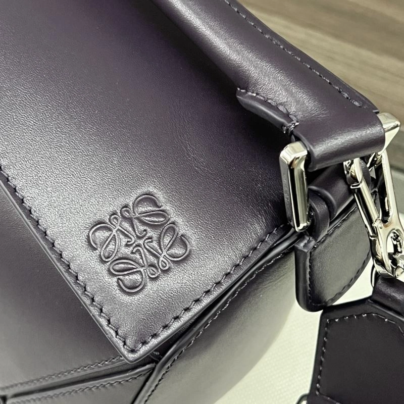 Resilient Loewe Puzzle Bags 73333