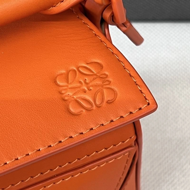 Modern Loewe Puzzle Bags 73322