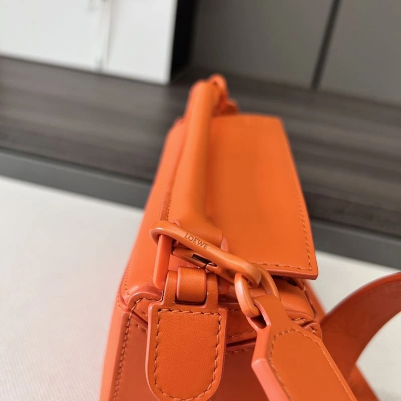 Modern Loewe Puzzle Bags 73322
