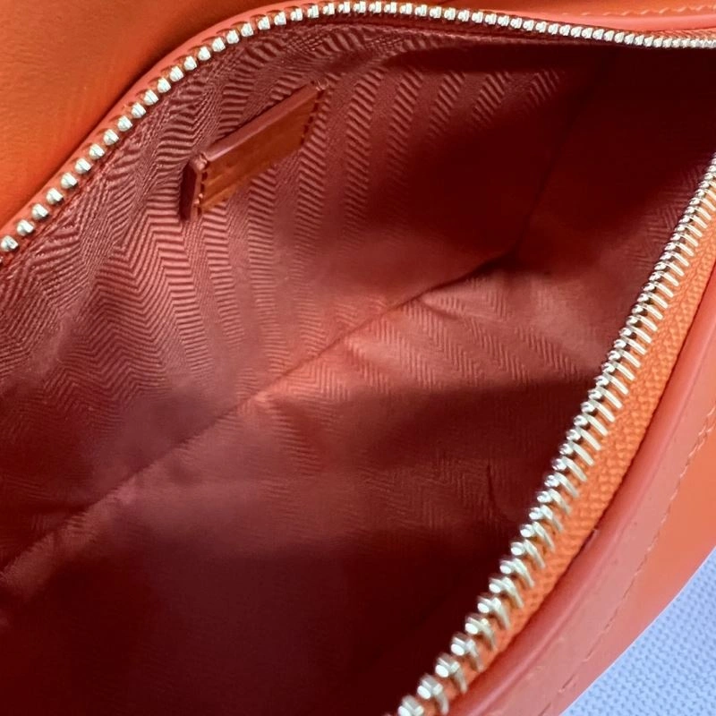 Modern Loewe Puzzle Bags 73322