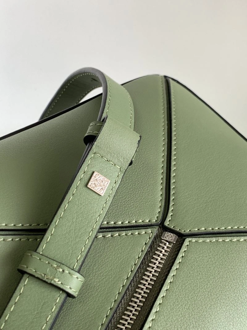 Neat Loewe Puzzle Bags 73325