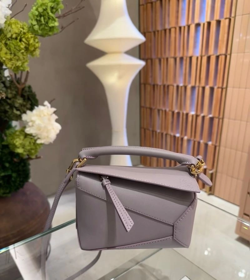 SmoothTexture Loewe Puzzle Bags 73317