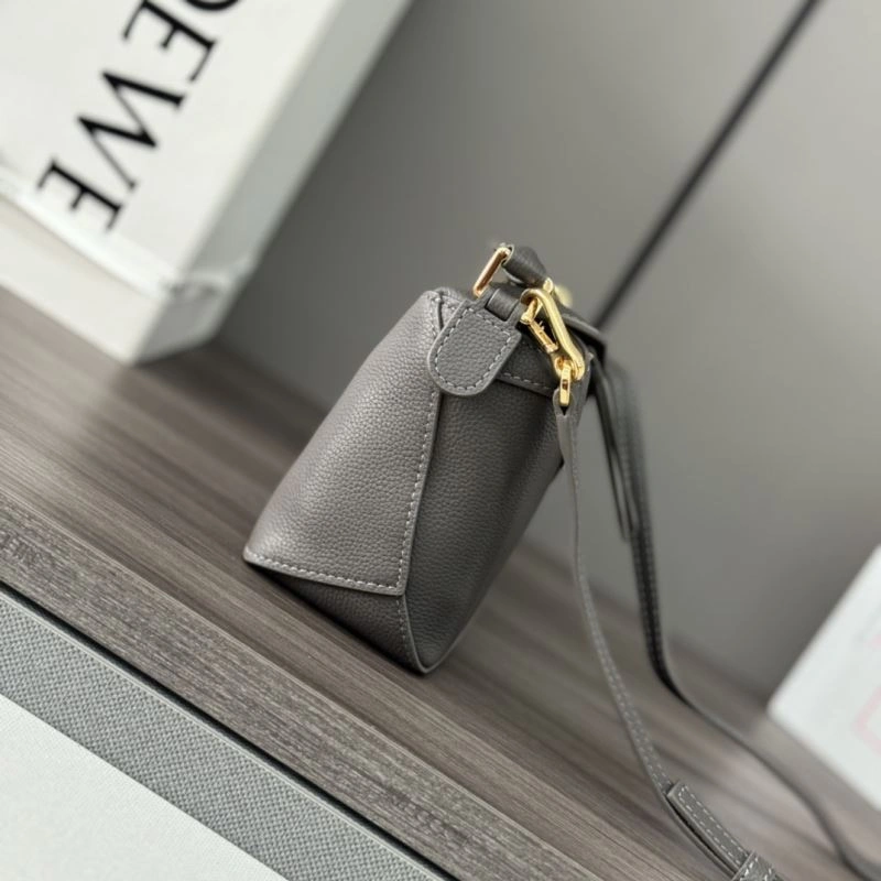 Supportive Loewe Puzzle Bags 73304