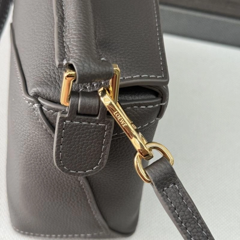 Supportive Loewe Puzzle Bags 73304