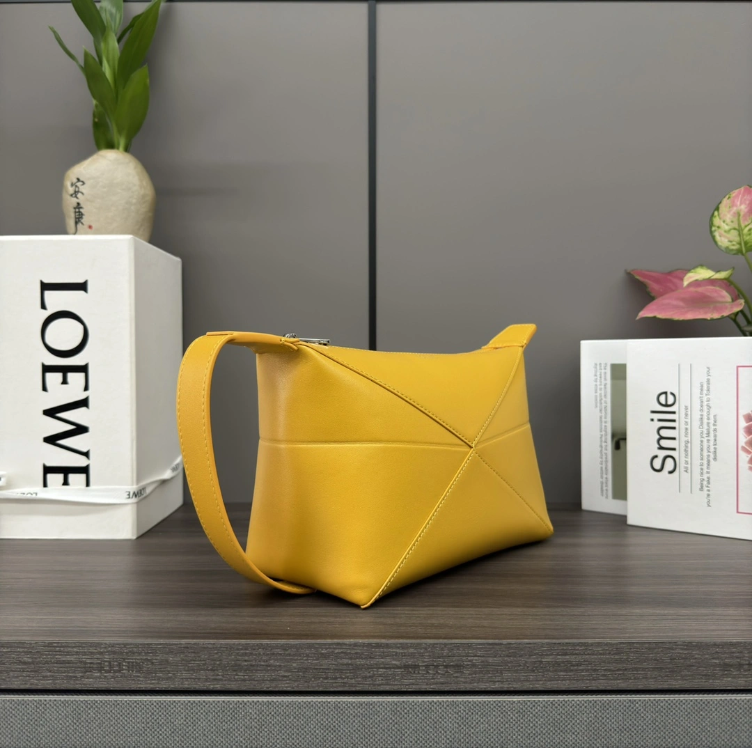 Loewe Puzzle Bags WaterResistant 72127