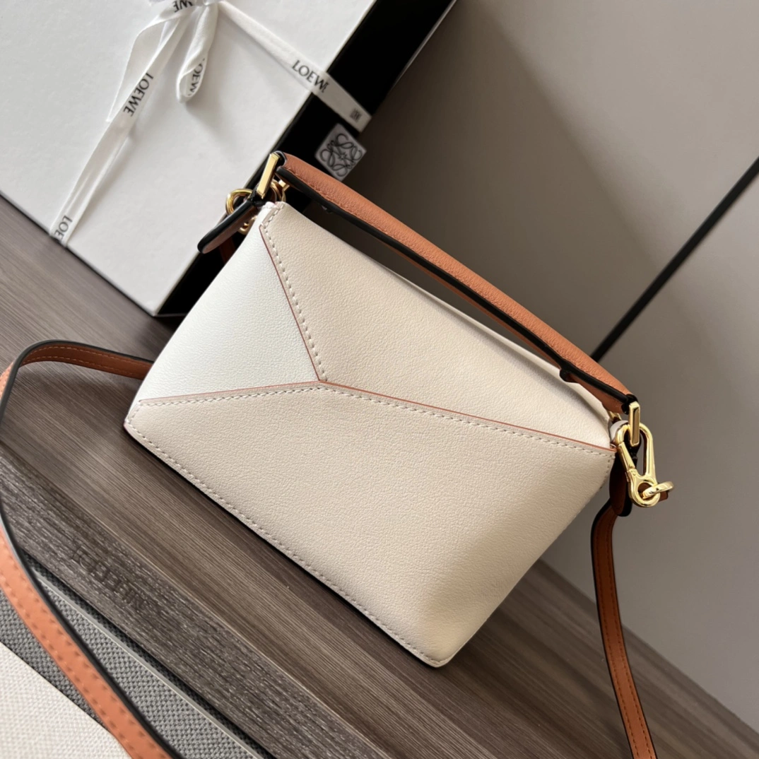 FashionForward Loewe Puzzle Bags 72116