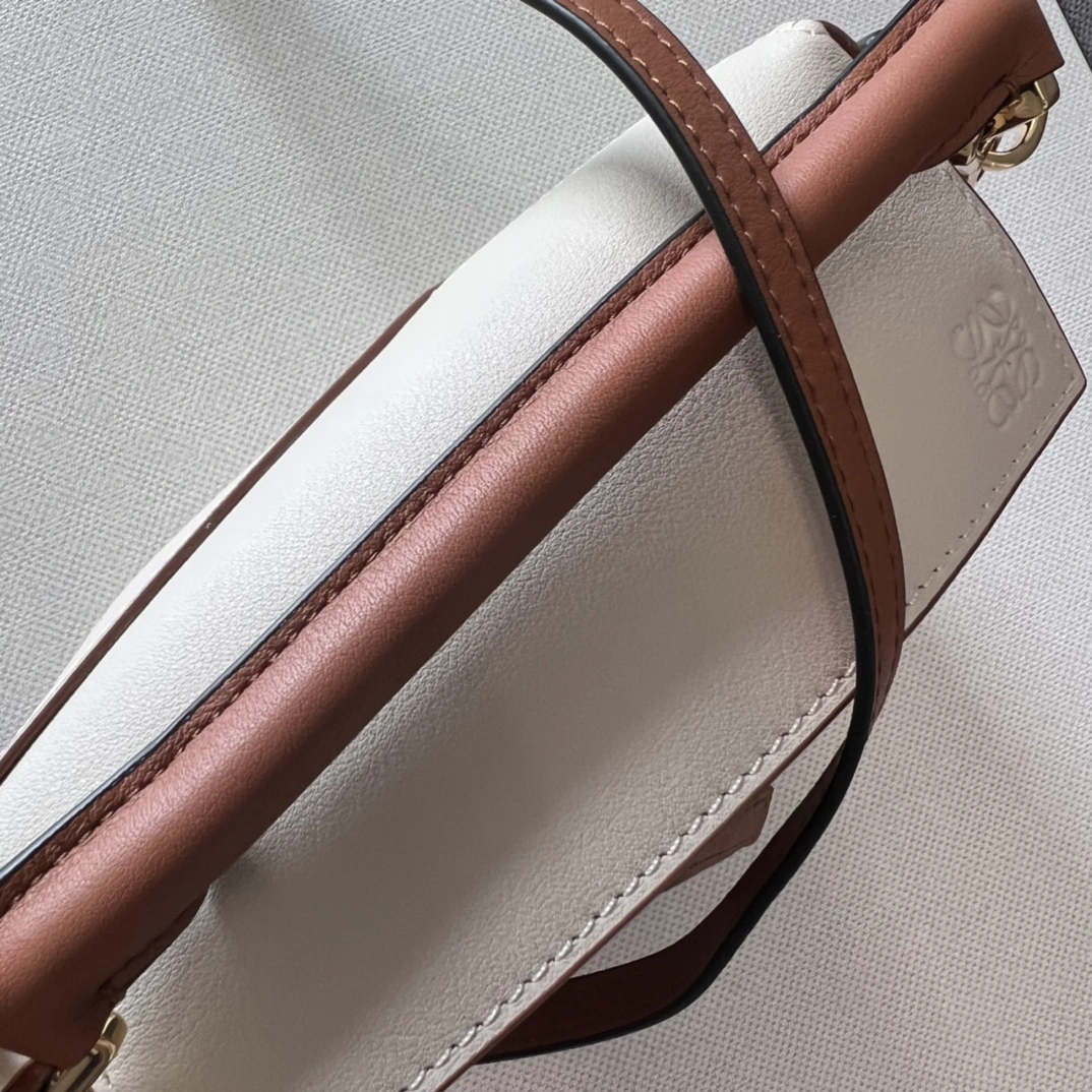 FashionForward Loewe Puzzle Bags 72116